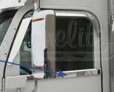 30572013 on truck