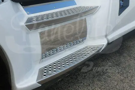 KICK PLATE - T680 LONG HOOD