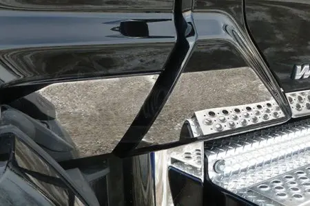 HOOD AND CAB ACCENT - KENWORTH W990