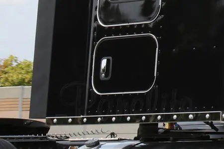 76" SLEEPERS WITH EXTENDERS - KENWORTH W990