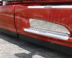 LOWER STEP KICK PLATE - LT