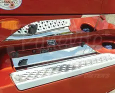 UPPER STEP KICK PLATE - LT