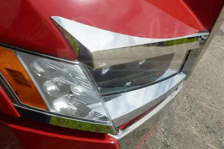 HEADLIGHT EYEBROW - WESTERN STAR 5700XE - Image 2