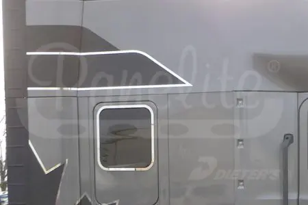 WINDOW TRIM - MACK ANTHEM SLEEPER