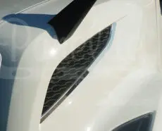 AIR INTAKE GRILLE ACCENT - VOLVO VNL760 & VNL860