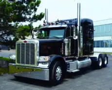 388/389 Short Hood (123" BBC)