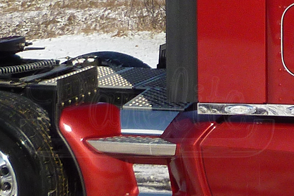 T680 KICK PLATE – BACK UPPER image