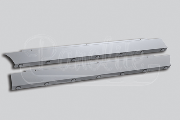 SET-FORWARD AXLE CAB PANELS WITH CAB EXHAUST image