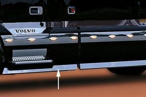 lower fairing panel (front)