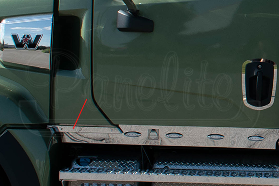 CAB/COWL TRIM - WESTERN STAR 49X image