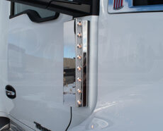 LITE BAR - KENWORTH T680/T880/W990 & PETERBILT 567/579