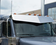 V-BOTTOM SUNVISOR 14" CENTER, 11" ENDS - PETERBILT 589 LOW ROOF